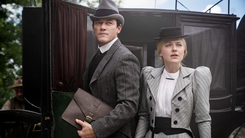 The Alienist: Angel of Darkness - Luke Evans and Dakota Fanning