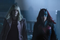 Rachel Skarsten as Alice and Ruby Rose as Kate Kane/Batwoman