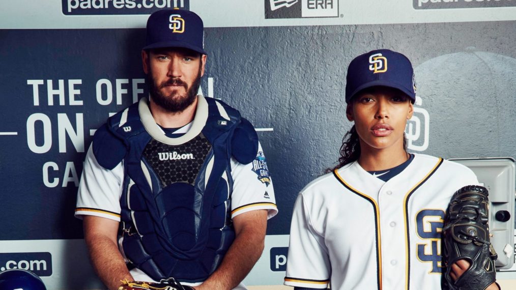 Mark-Paul Gosselaar and Kylie Bunbury in the pilot episode of 'Pitch'