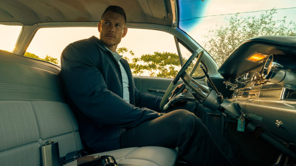 Tom Hopper as Luther Hargreeves in The Umbrella Academy - Season 2
