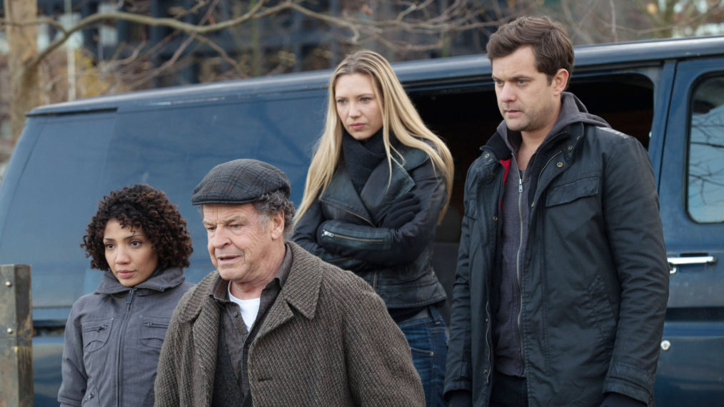 Jasika Nicole, John Noble, Anna Torv, Joshua Jackson in Fringe - 'Liberty'