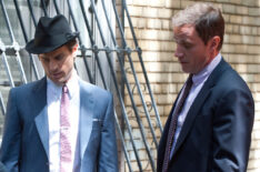 Matt Bomer as Neal Caffrey and Tim DeKay as Peter Burke in White Collar