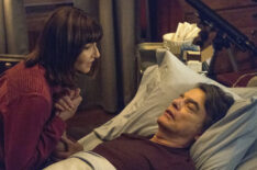 Mary Steenburgen as Maggie Clarke, Peter Gallagher as Mitch in Zoey's Extraordinary Playlist - Maggie Without Mitch