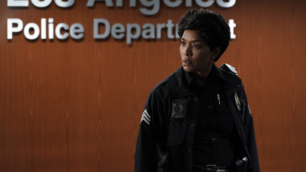 Angela Bassett in the 'The One That Got Away' episode of 9-1-1