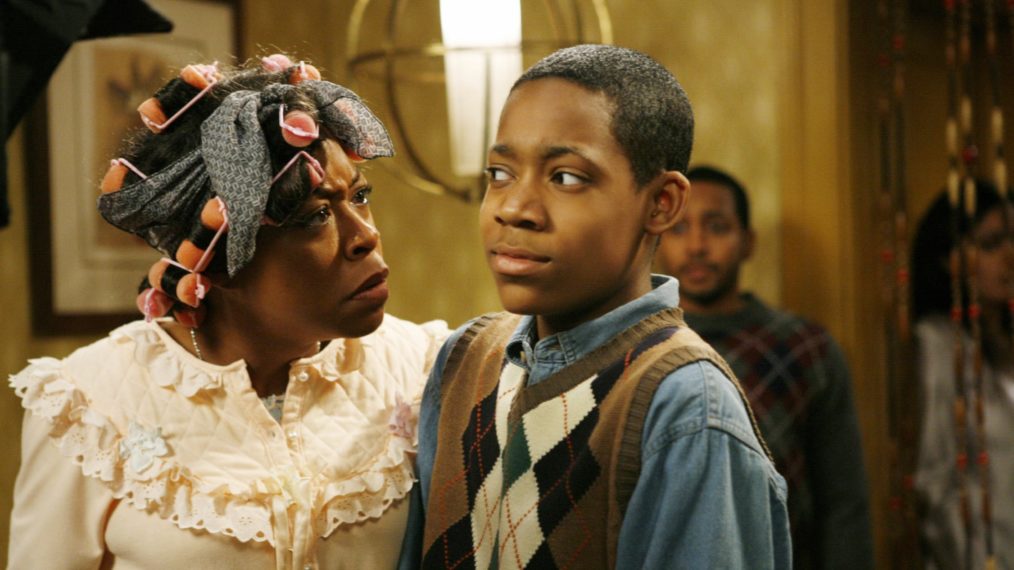 Tichina Arnold and Tyler James Williams in Everybody Hates Chris