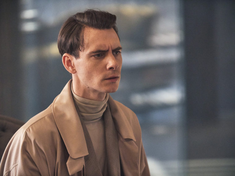 Harry Lloyd in Brave New World Episode 1