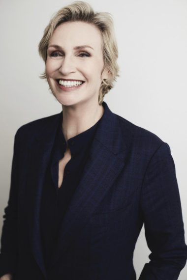 Jane Lynch Host Weakest Link Revival