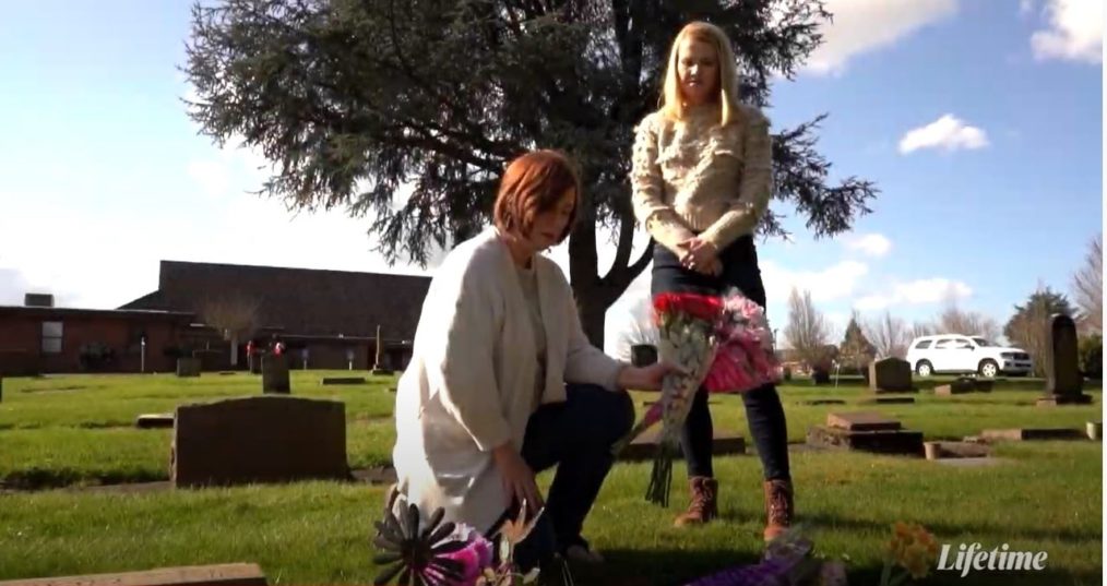 LIFETIME ELIZABETH SMART FINDING JUSTICE WITH VICTIM GRAVESIDE