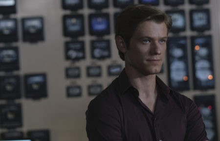 MacGyver - Lucas Till