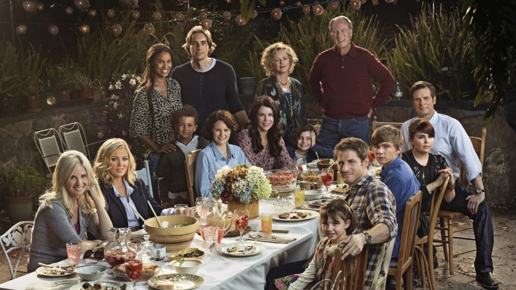 Parenthood cast, season 2 - Monica Potter as Kristina Braverman, Erika Christensen as Julia Braverman-Graham, Joy Bryant as Jasmine Trussell, Tyree Brown as Jabbar Trussell, Dax Shepard as Crosby Braverman, Sarah Ramos as Haddie Braverman, Lauren Graham as Sarah Braverman, Bonnie Bedelia as Camille Braverman, Max Burkholder as Max Braverman, Craig T. Nelson as Zeek Braverman, Peter Krause as Adam Braverman, Mae Whitman as Amber Holt, Miles Heizer as Drew Holt, Sam Jaeger as Joel Graham, Savannah Paige Rae as Sydney Graham