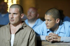 Dominic Purcell as Lincoln Burrows and Wentworth Miller as Michael Scofield in Prison Break - Season 1