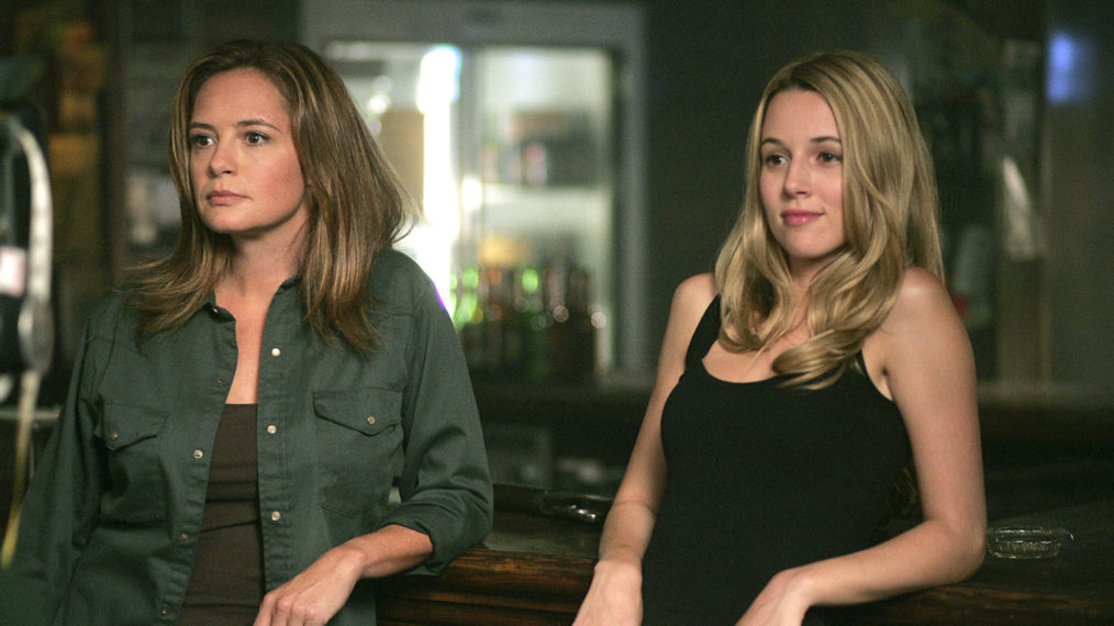 Samantha Ferris as Ellen Harvelle and Alona Tal as Joanna Beth Harvelle star in Spernatural