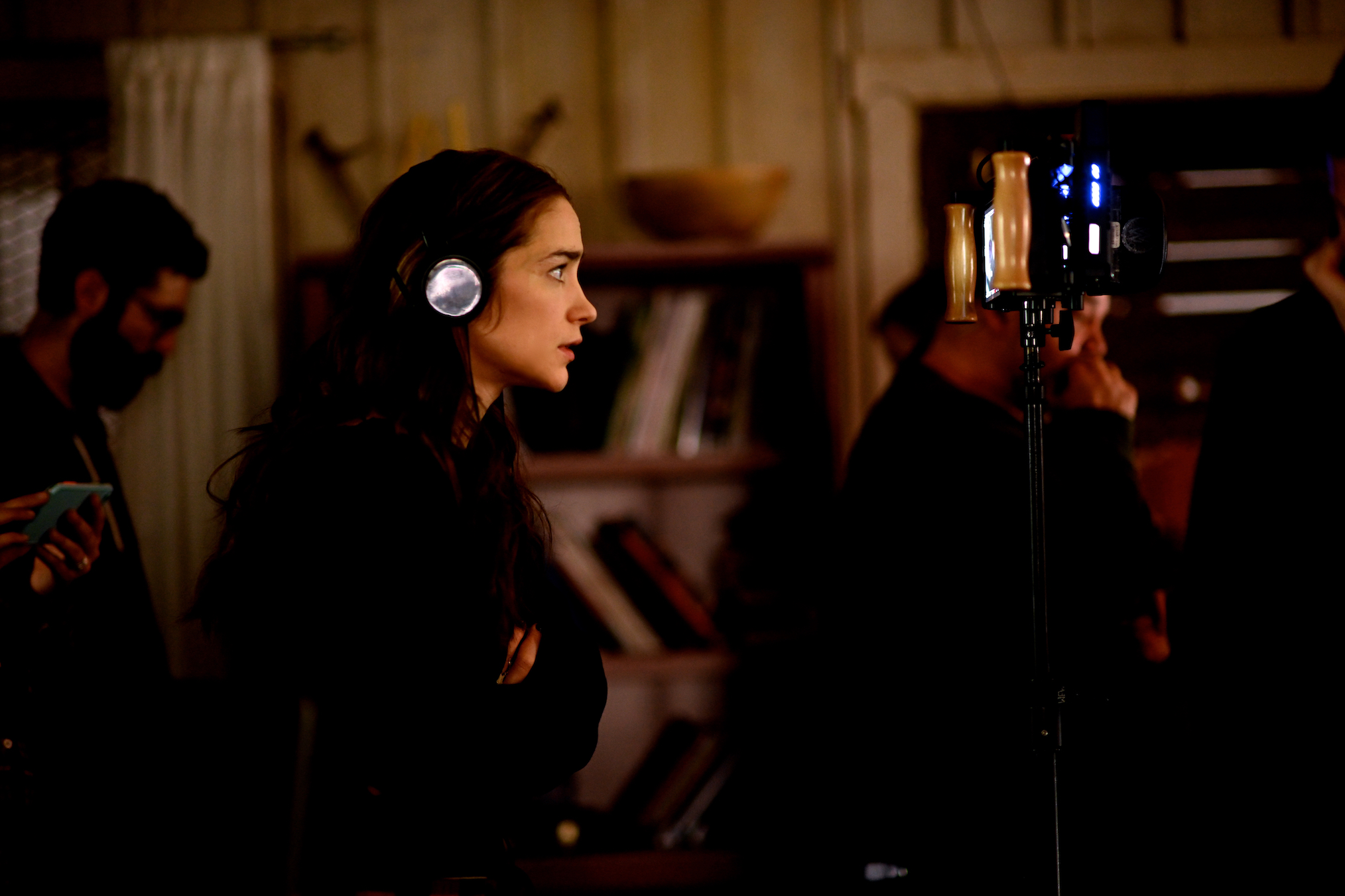 Wynonna Earp Season 4 Melanie Scrofano Directing