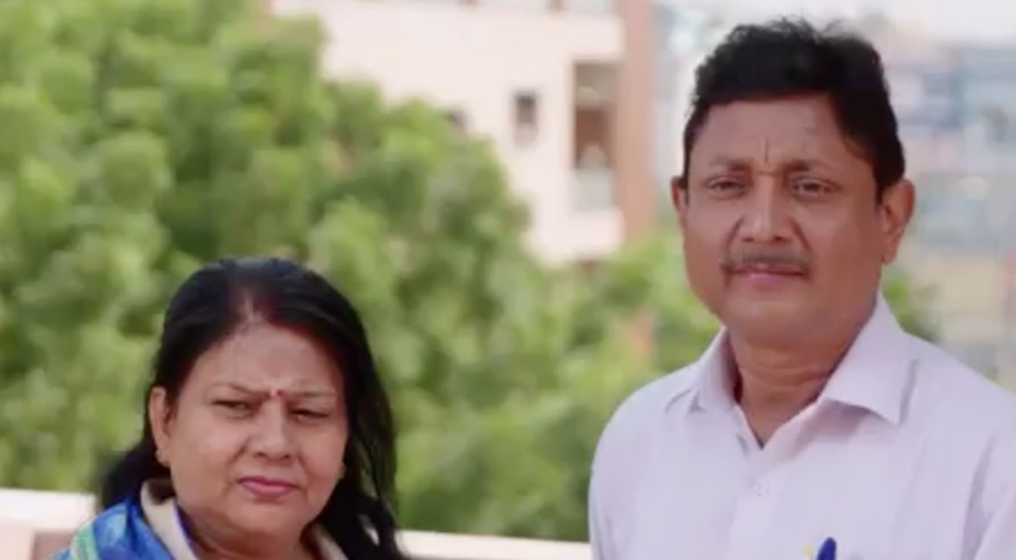 Sumit's Parents_90 Day Fiancé; L'autre côté