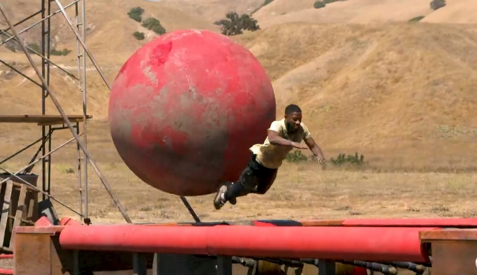 Discovery Dodgeball Thunderdome Giant Ball