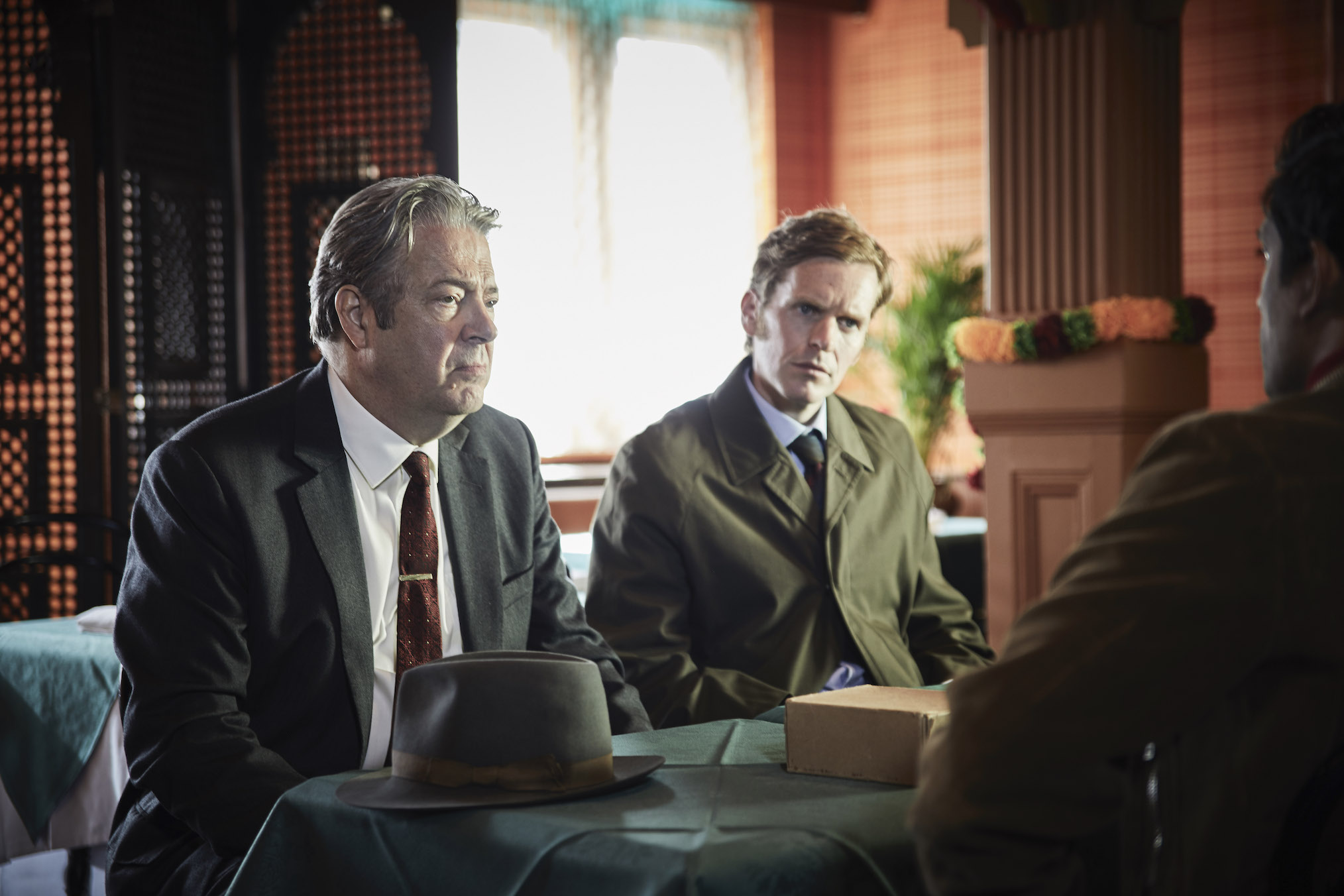 Thursday Can't Let Go of the Towpath Killer Case in 'Endeavour' Episode ...