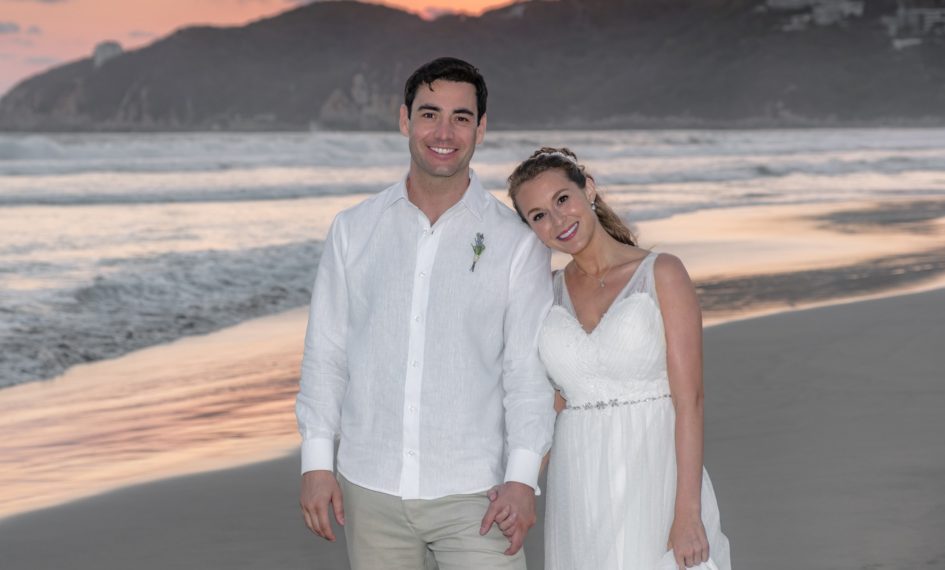 HALLMARK MOVIES NOW DESTINATION WEDDING JEREMY GUILBAUT ALEXA PENAVEGA