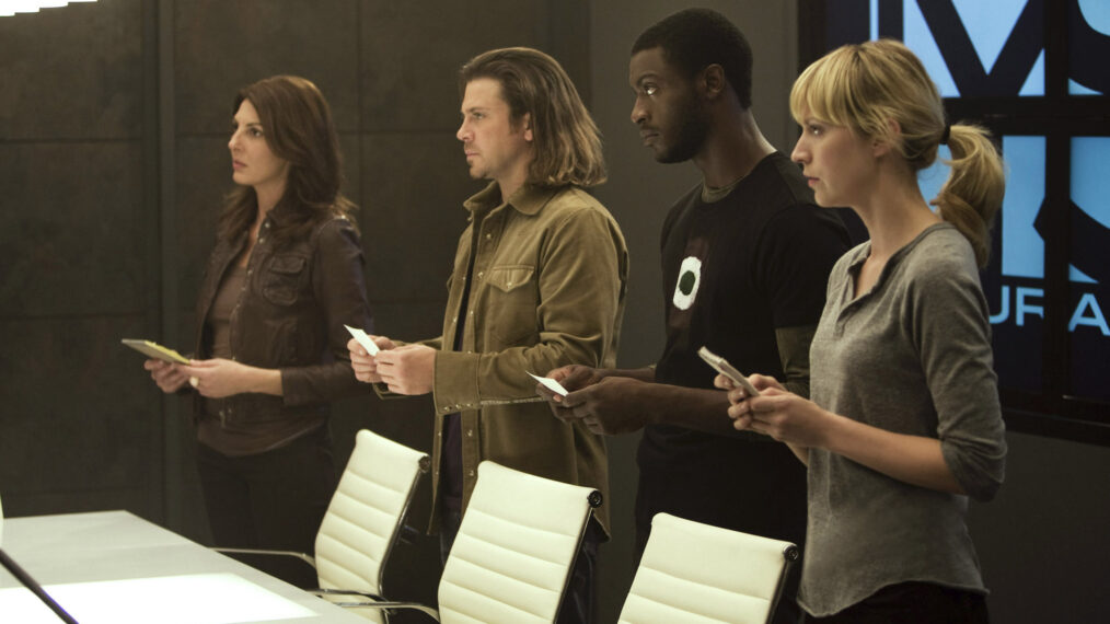 ‘Leverage’ Cast Reunites for Table Read Ahead of Revival Series (PHOTO)