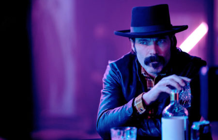 Tim Rozon - Wynonna Earp - Season 4 - Doc Holliday