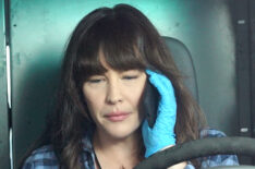 Liv Tyler as Michelle Blake in 911 Lone Star - Season 1 Finale