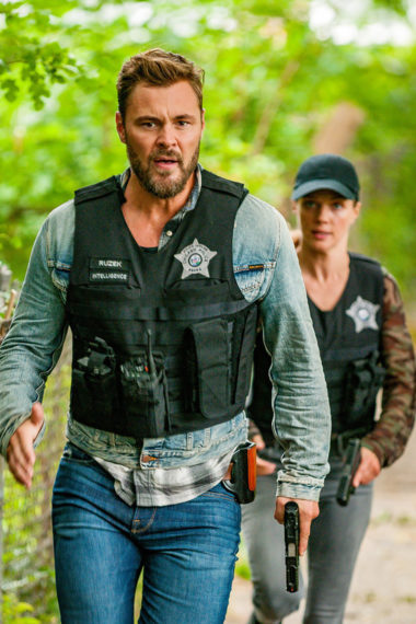 Patrick John Flueger Tracy Spiridakos Chicago PD Ruzek Upton