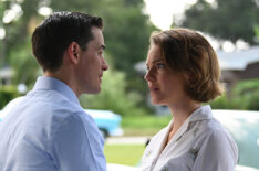 Colin O’Donoghue as Gordon Cooper and Eloise Mumford as Trudy Cooper in The Right Stuff