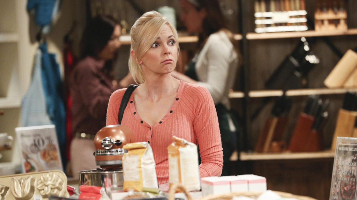 Anna Faris Leaving 