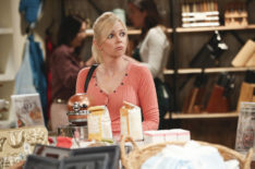 Anna Faris Leaving 'Mom,' Season 8 Will Address Christy's Absence