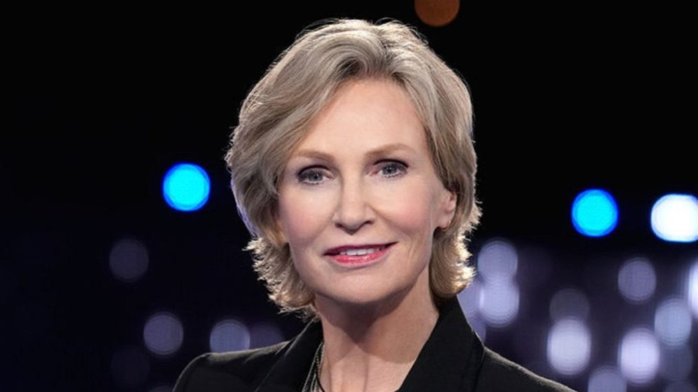 #Jane Lynch Talks Raising the Stakes With the ‘Weakest Link’ Revival