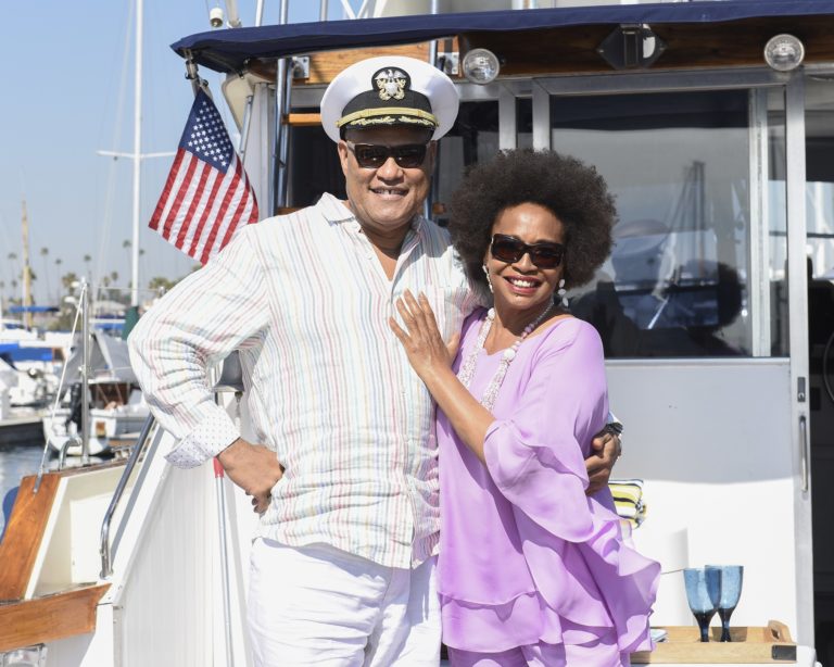 'Black-ish' Spinoff With Laurence Fishburne & Jenifer Lewis in the Works