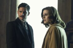 Ben Aldridge and Emma Paetz in Pennyworth - Season 1 Episode 7 - 'Julie Christie'