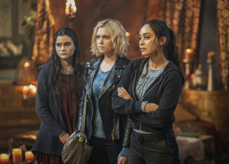 the 100 season 7 episode 13 blood giant clarke raven emori made eliza taylor lindsey morgan