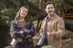 'This Is Us' Begins Filming Season 5: See Mandy Moore & Milo Ventimiglia on Set (PHOTO)