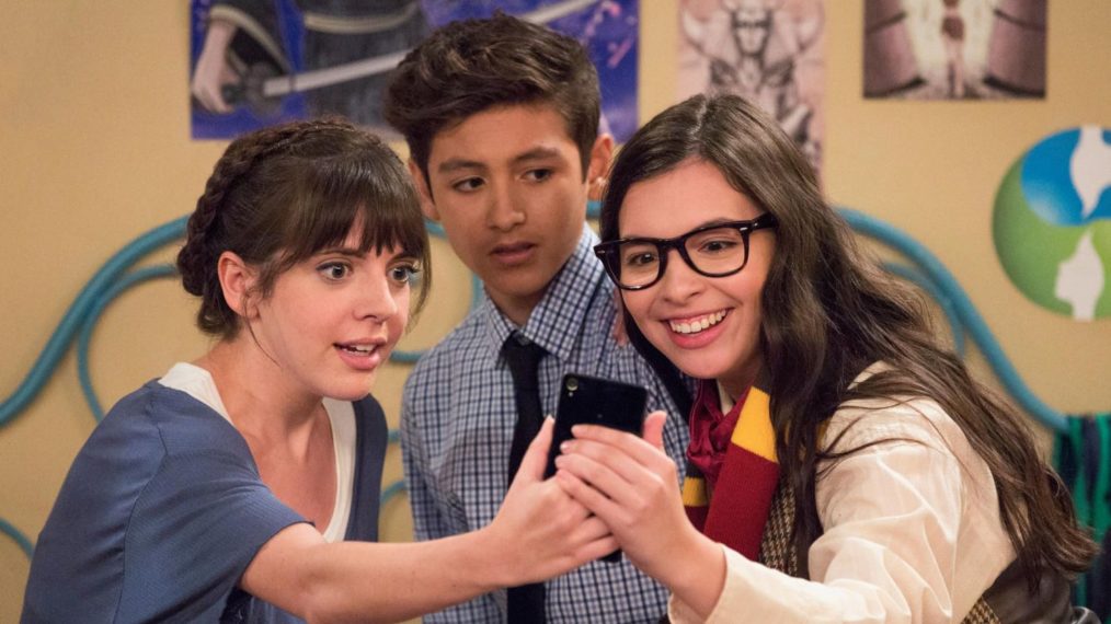 Elena Alvarez (Isabella Gomez) poses for a selfie with two others