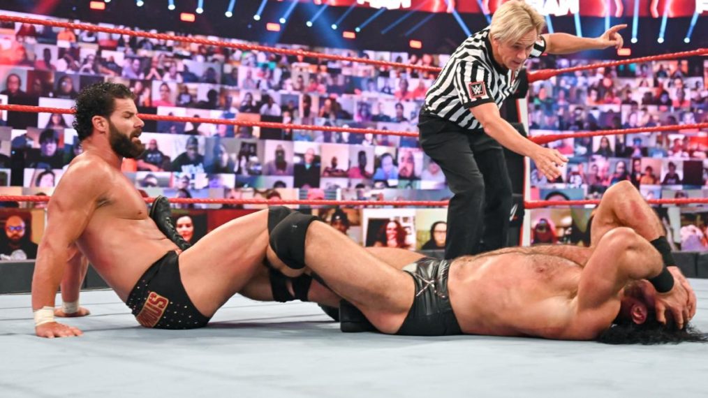 Robert Roode faces WWE Champion Drew McIntyre