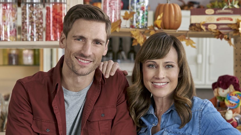 Hallmark Sweet Autumn - Andrew Walker and Nikki Deloach