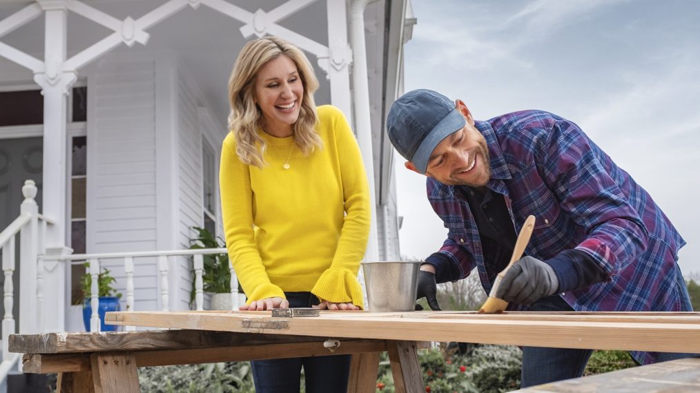 HGTV FIXER TO FABULOUS JENNY AND DAVE MARRS WORKING