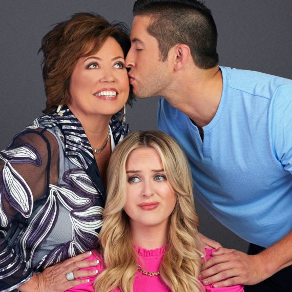 I LOVE A MAMAS BOY KELLY KIM MATT