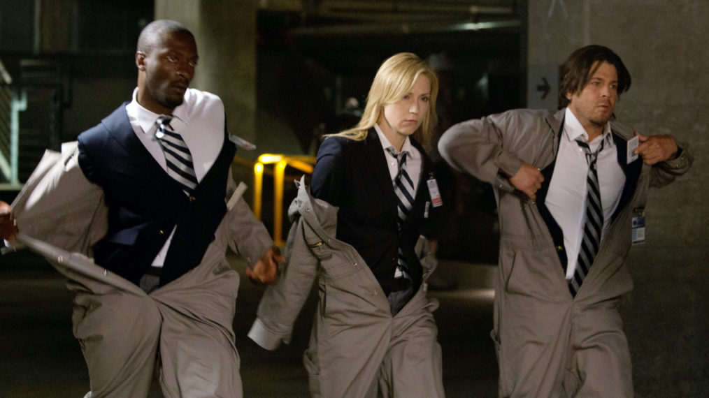 Leverage - Aldis Hodge, Beth Riesgraf, Christian Kane in 'The Long Goodbye Job' - Season 5, Episode 15