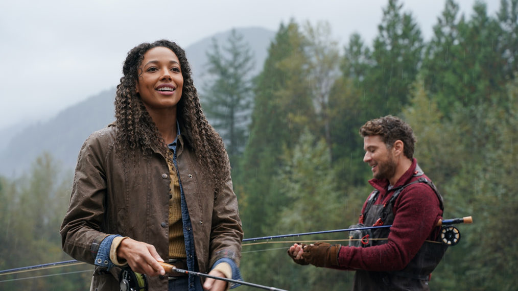 Big Sky - Kylie Bunbury as Cassie fishing with Ryan Phillippe as Cody