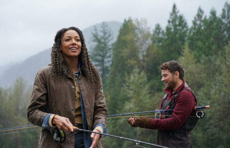 Big Sky - Kylie Bunbury as Cassie fishing with Ryan Phillippe as Cody