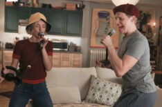 Allison Miller as Maggie and Chris Geere as Jamie in A Million Little Things - Season 3, Episode 2
