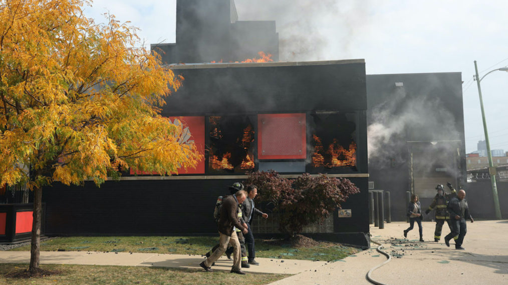 Chicago Fire Season 9 Premiere 51 Firefighters Rescue
