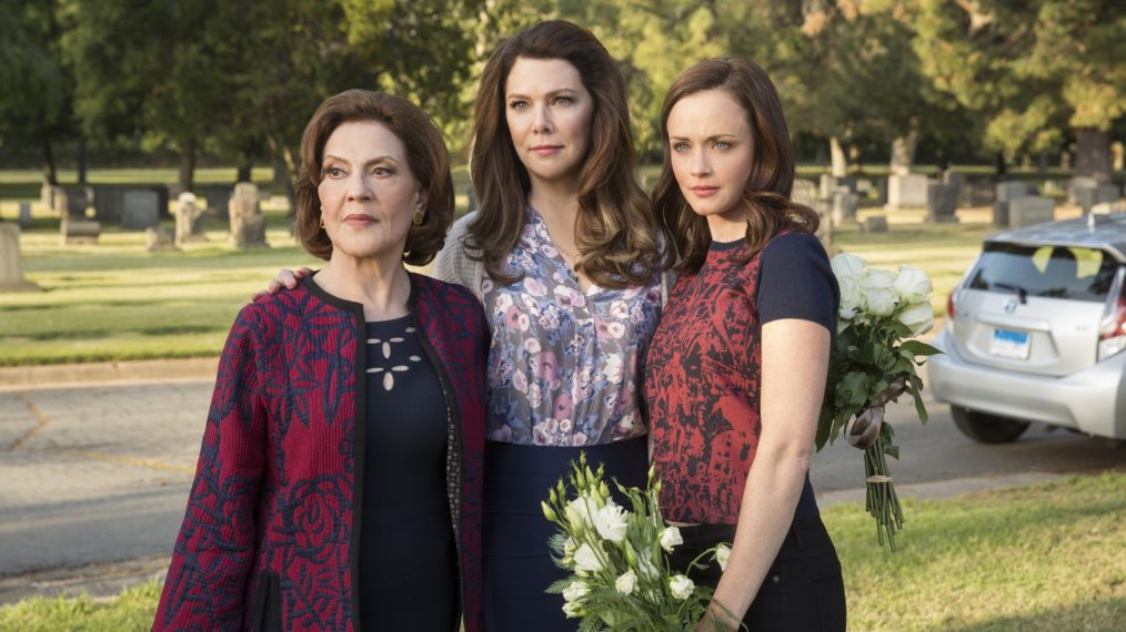 Gilmore Girls: A Year in the Life - Alexis Bledel as Rory, Lauren Graham as Lorelai, Kelly Bishop as Emily