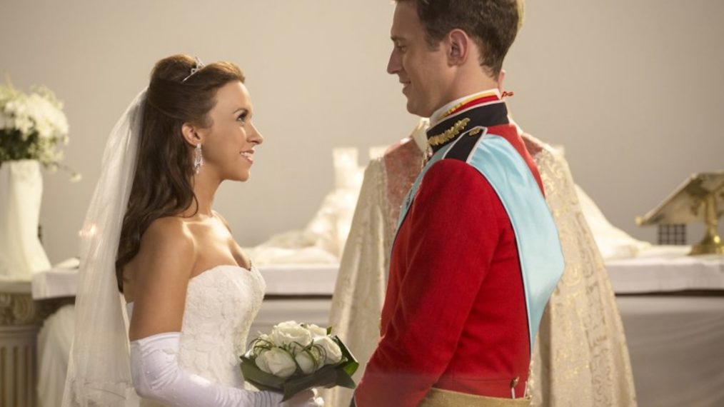 A Royal Christmas - Lacey Chabert and Stephen Hagan