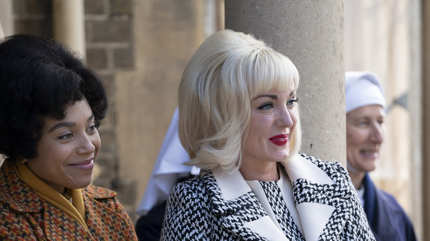 Leonie Elliott and Helen George in Call the Midwife. 
