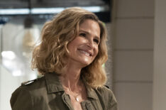 'Call Your Mother's Kyra Sedgwick on How Kevin Bacon Helped Inspire Her to Do a Comedy