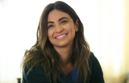 Floriana Lima as Darcy in A Million Little Things - Season 3, Episode 3