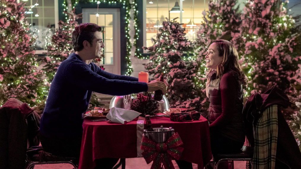 A Glenbrooke Christmas - Antonio Cupo and Autumn Reeser