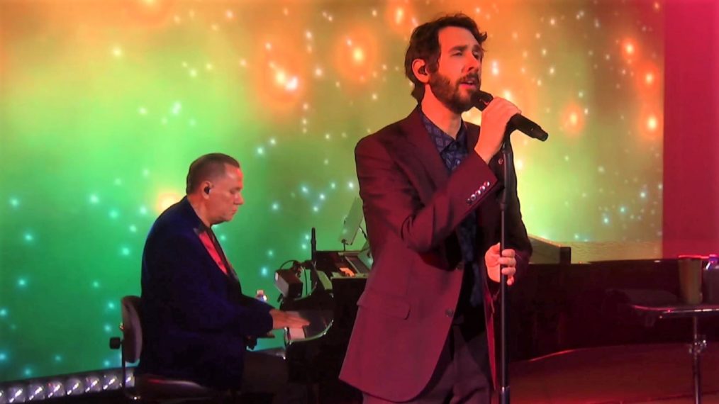 #Josh Groban Performs ‘The Impossible Dream’ for PBS’s ‘United in Song’ Special (VIDEO)